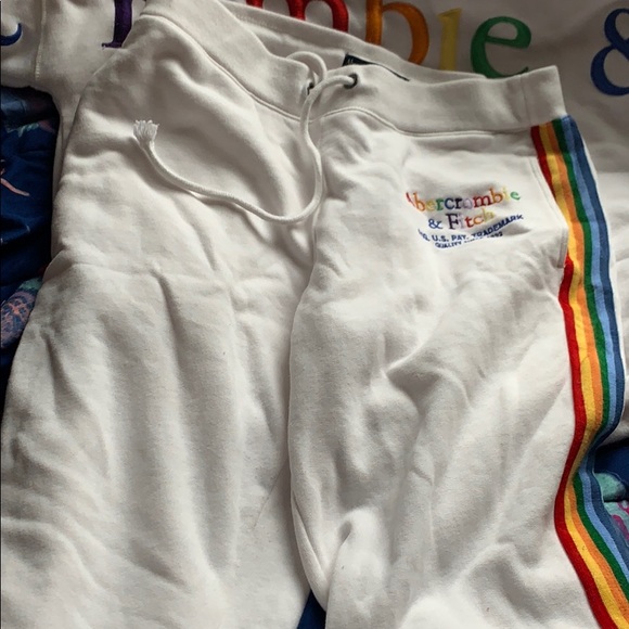 Abercrombie & Fitch sweat suit - Picture 2 of 5